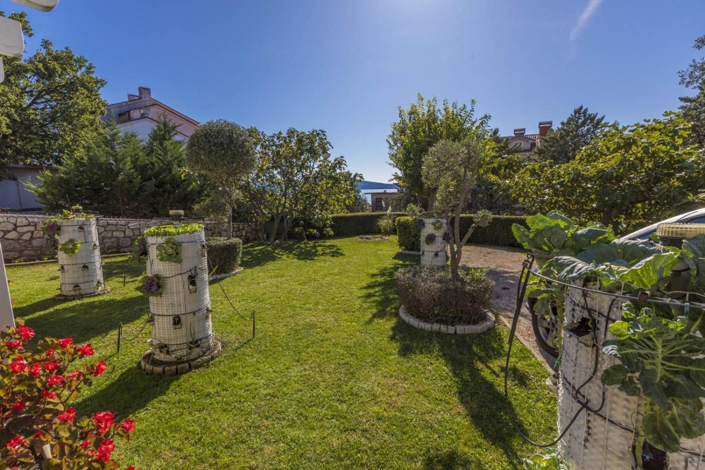 Apartments By The Sea Selce, Crikvenica - 4802 ภายนอก รูปภาพ